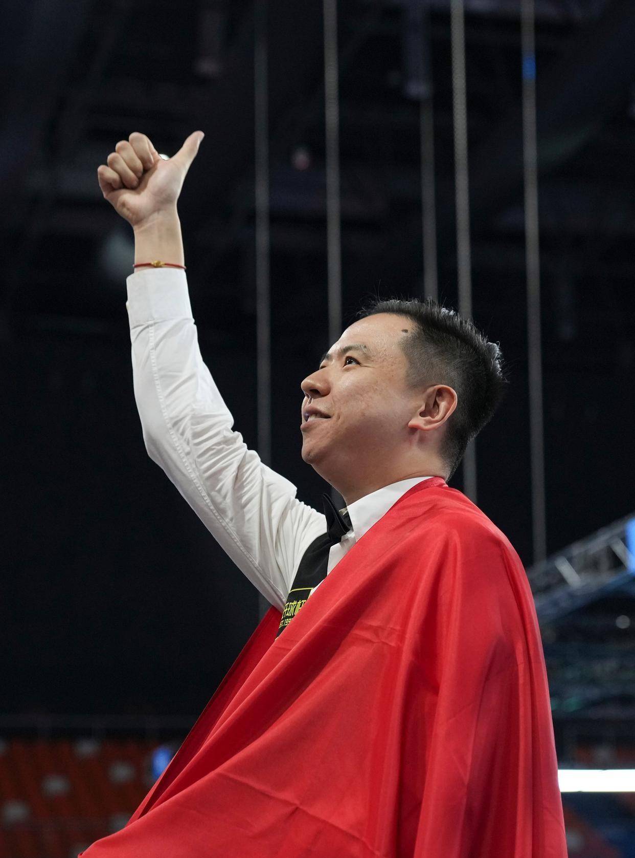 以团队精神 以团队精神